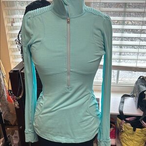 Lululemon Women's Light Aqua Half-Zip Performance Top